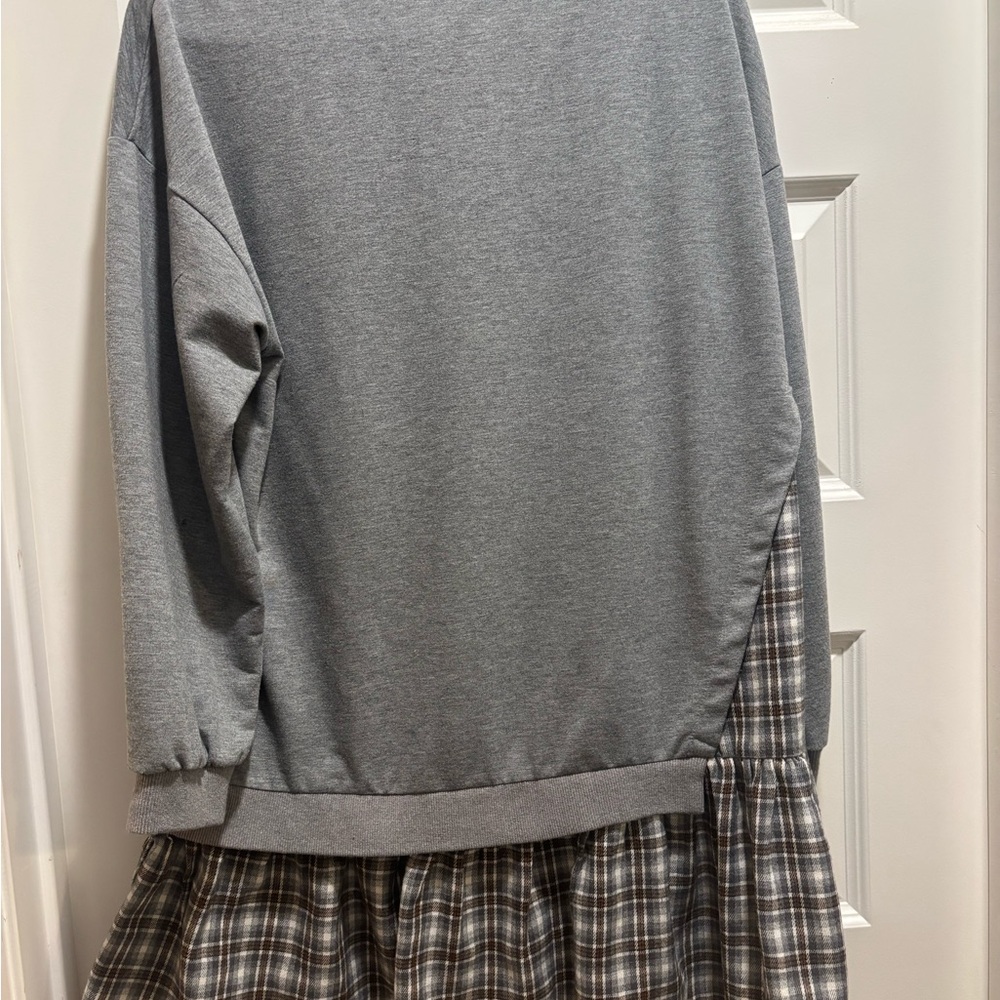 Zeagoo Heather Gray Tunic with Plaid Hem - Picture 5 of 5